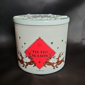 White Barn 'Tis The Season Scented Candle